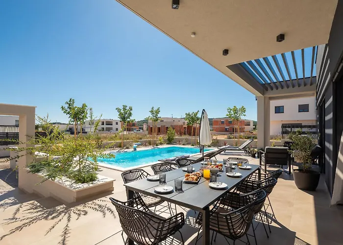 Vikendica M Luxury *